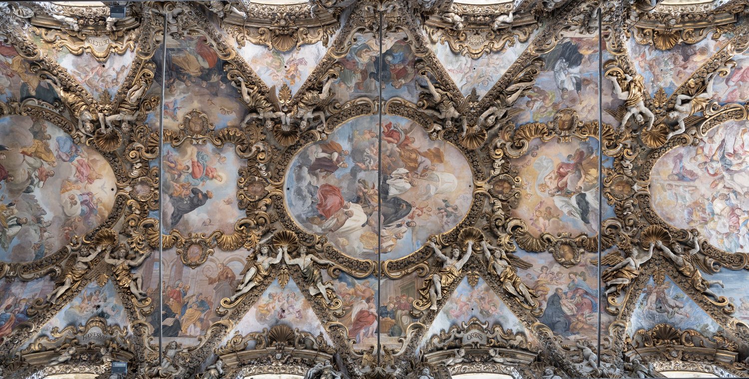 Palermo, San Giuseppe dei Teatini, volta con affreschi di Filippo Tancredi (1693) e stucchi dorati di Paolo Corso.